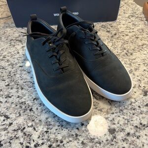 Wolf & Shepherd Cruise Lace-Up Sneakers